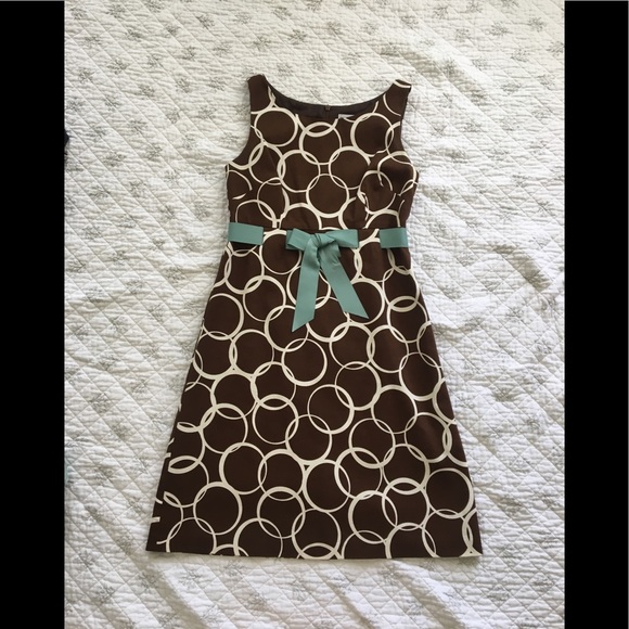 Jessica Howard Dresses & Skirts - EUC Jessica Howard lined shift dress size 6.